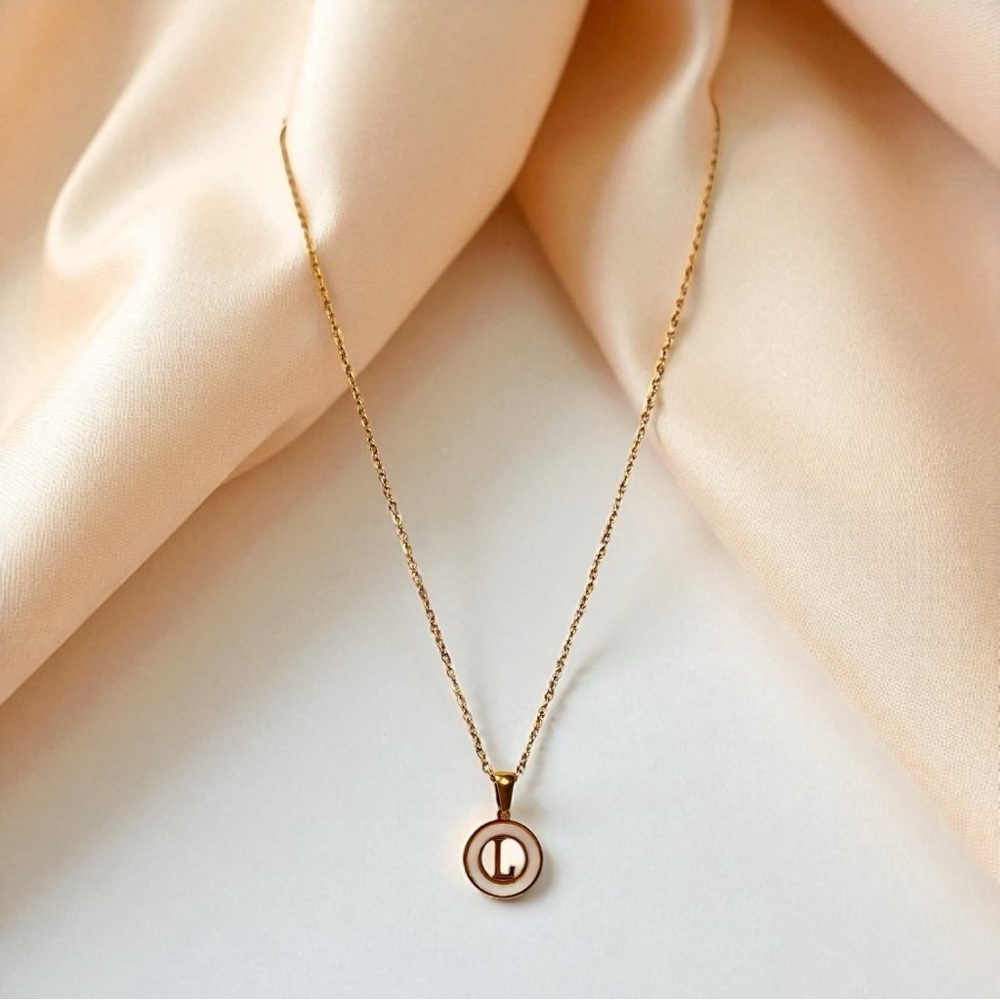 Tavy Bloom Sol Letter Pendant Gold Initial Necklace